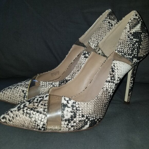Snakeskin Stilettos - Picture 1 of 8